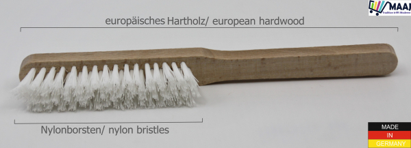 Fine brush with nylon bristles